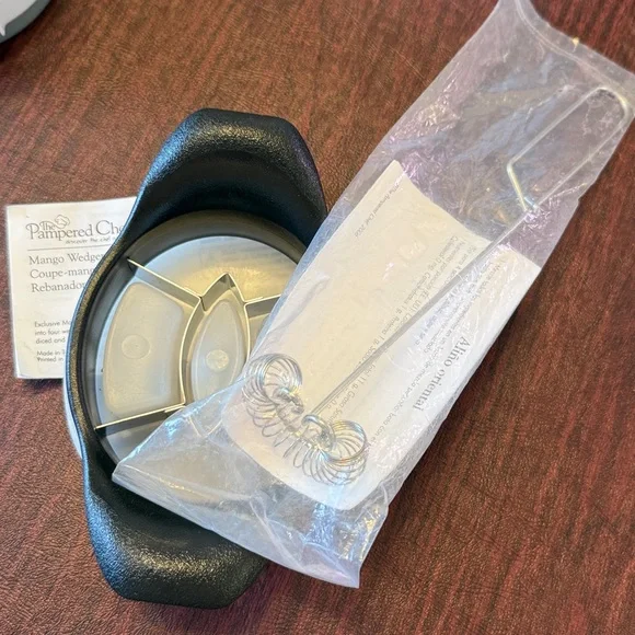 Pampered Chef Lot Of 6 Essential Kitchen Items - Picture 4 of 11